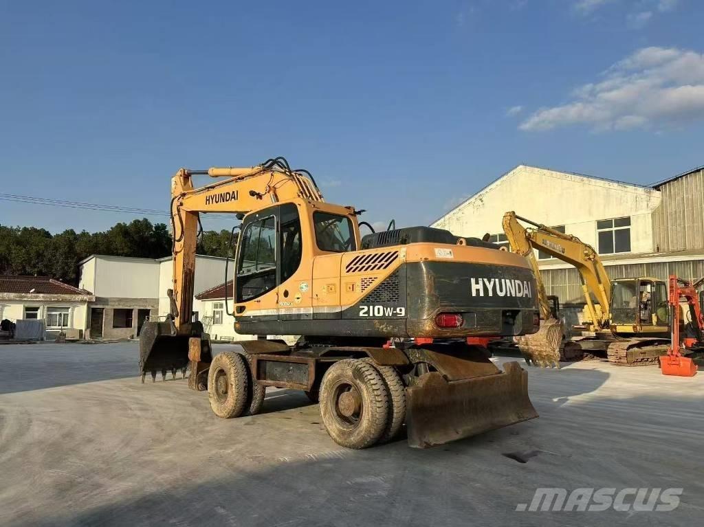 Hyundai 210W-9 Εκσκαφείς με τροχούς - λάστιχα