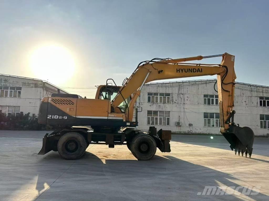 Hyundai 210W-9 Εκσκαφείς με τροχούς - λάστιχα