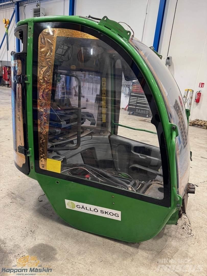 John Deere 1270E Καμπίνες και εσωτερικό