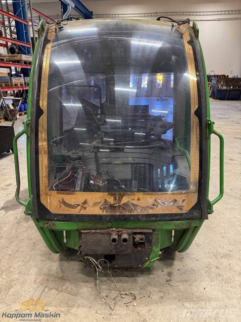 John Deere 1270E Καμπίνες και εσωτερικό