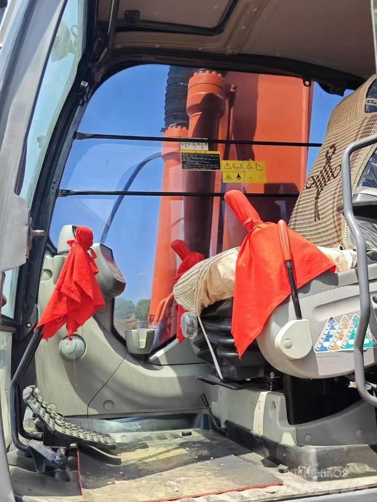 Hitachi ZX200 Εκσκαφείς με ερπύστριες