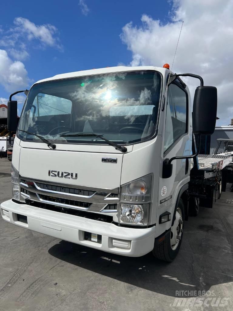Isuzu NRR 4X2 Φορτηγά με γερανό & γάτζο