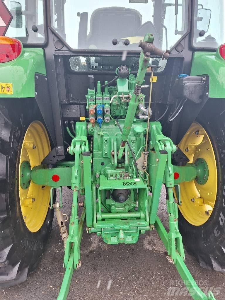 John Deere 5100 R Τρακτέρ