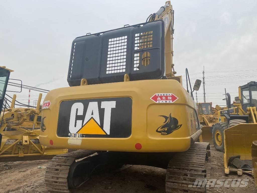 CAT 330 D L Εκσκαφείς με ερπύστριες
