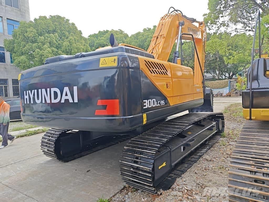 Hyundai R300LC-9S Εκσκαφείς με ερπύστριες