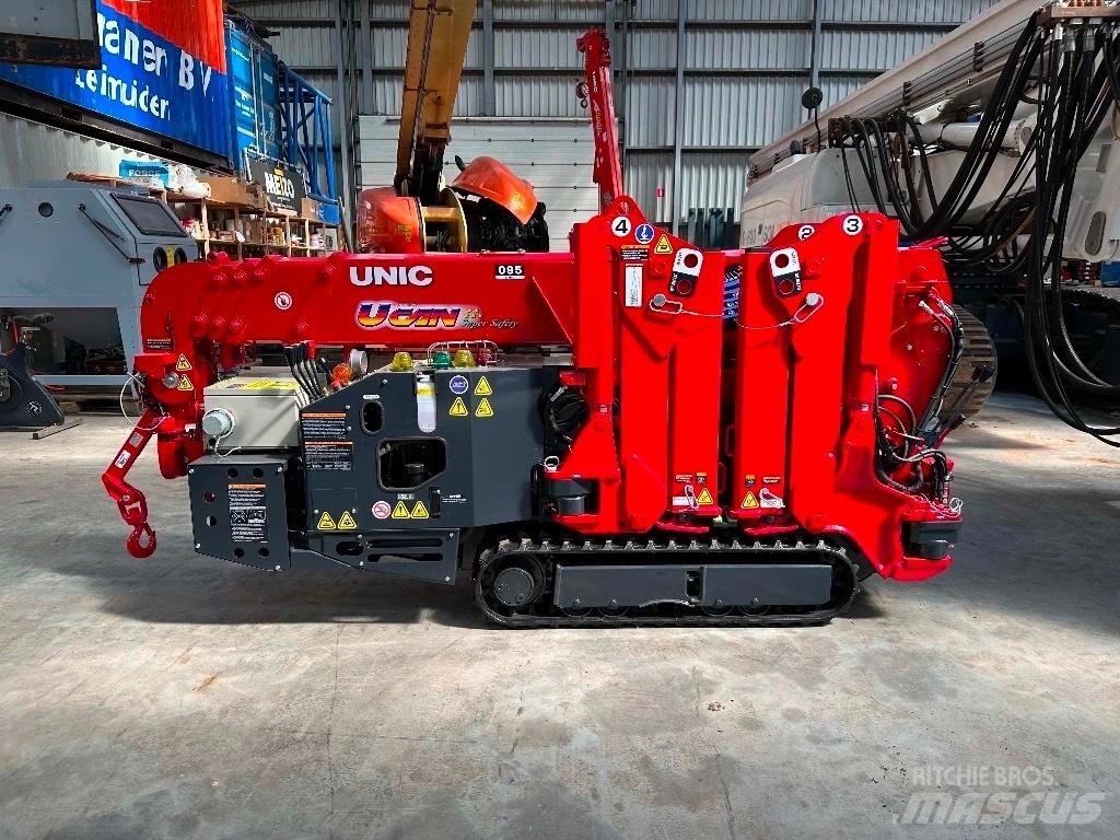 Unic URW 095 Γερανοί παντός εδάφους