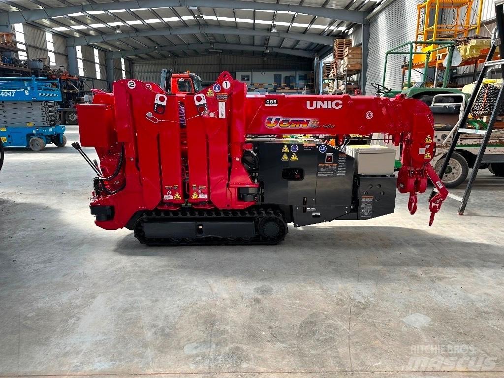 Unic URW 095 Γερανοί παντός εδάφους