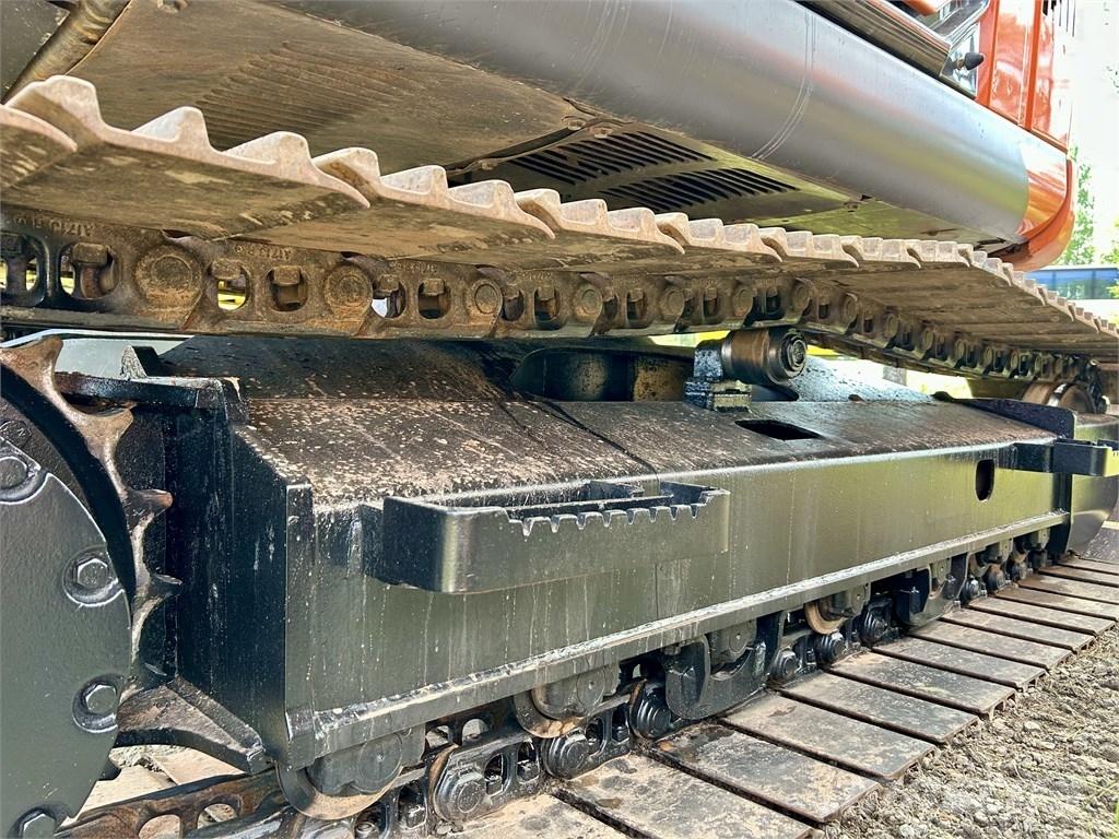 Hitachi ZX135US-7 Εκσκαφείς με ερπύστριες