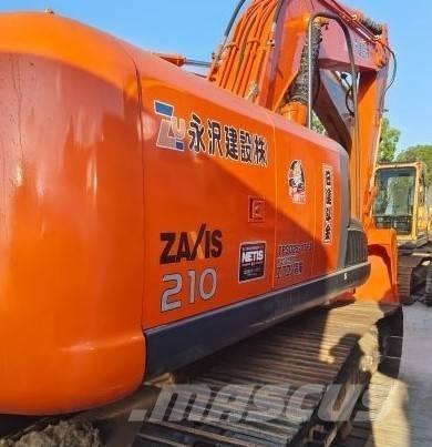 Hitachi ZX 210 Εκσκαφείς με ερπύστριες