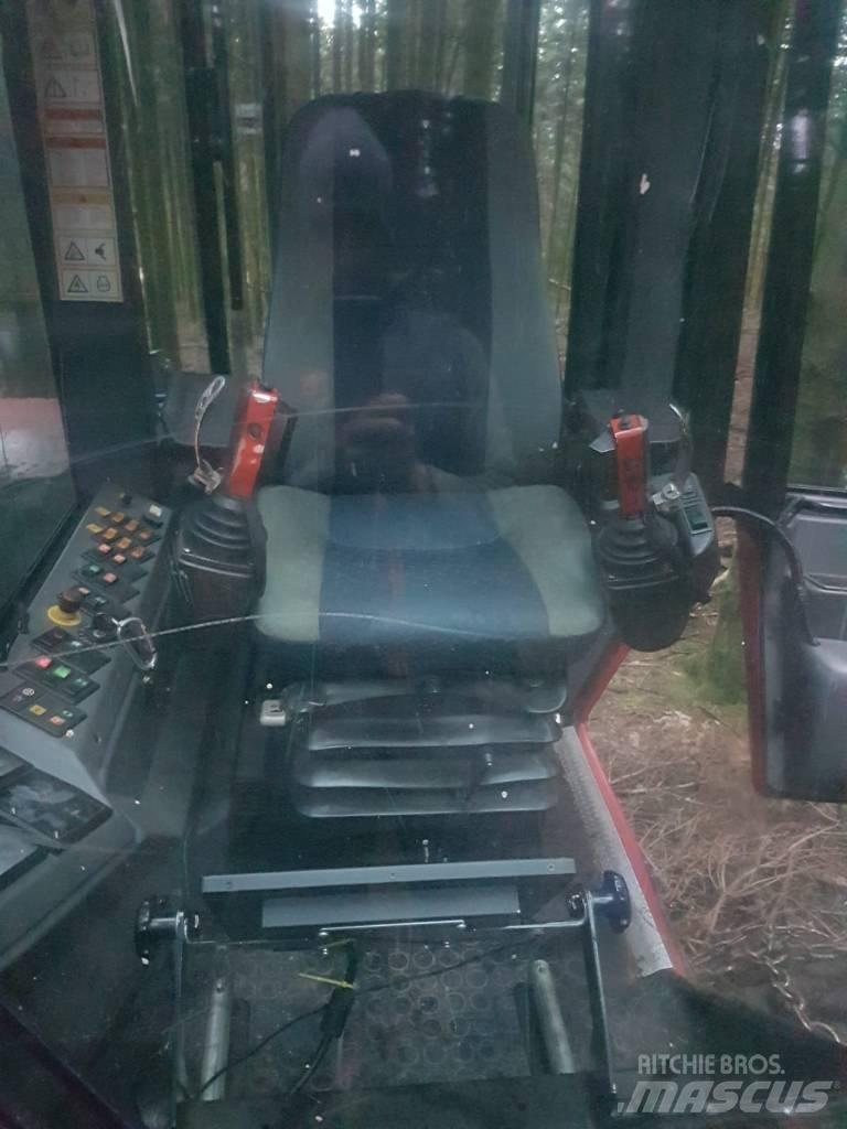 Valmet 921 Θεριζοαλωνιστικές μηχανές