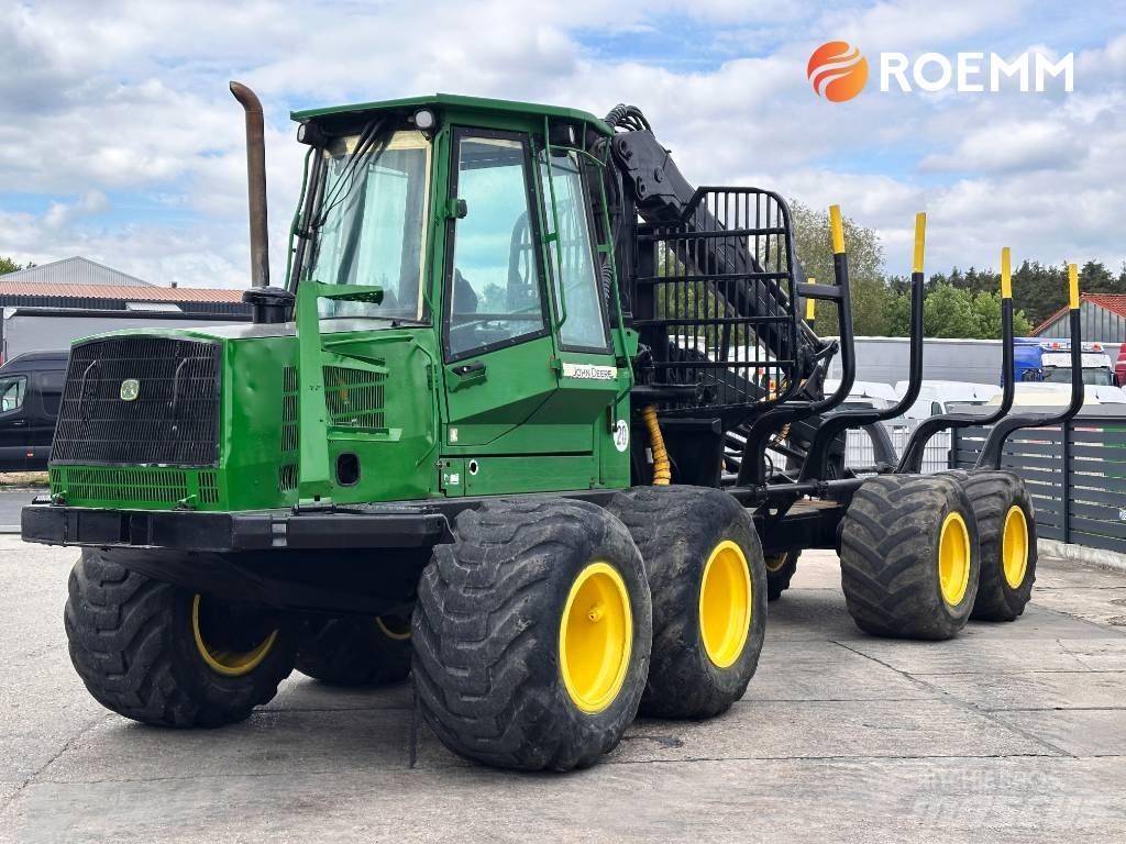 John Deere 1110 D Μεταφορείς ξυλείας