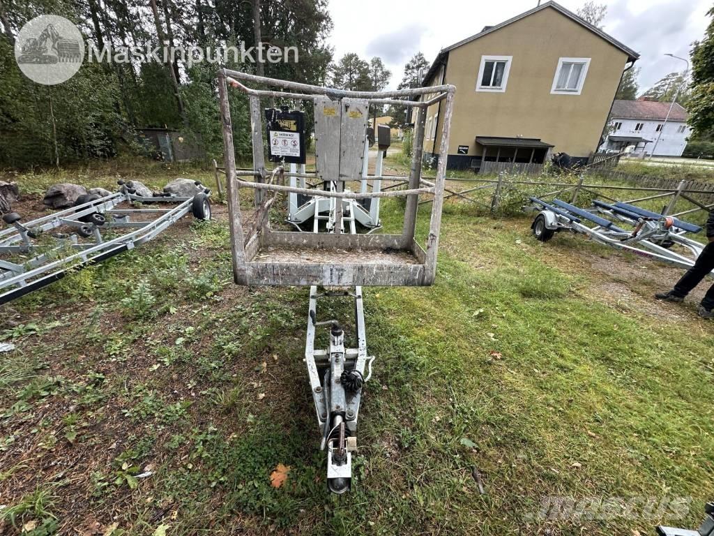 Dino 180 T Εναέριες πλατφόρμες τοποθετημένες σε ρυμούλκα