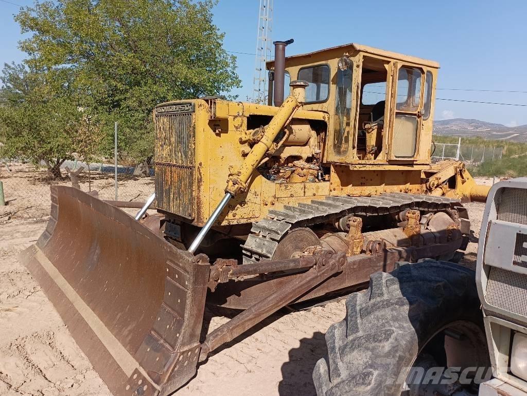 Komatsu D 85 A-12 Μπουλντόζες με ερπύστριες