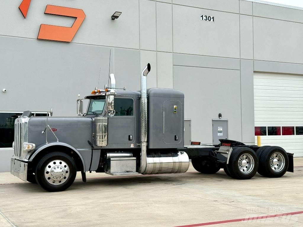 Peterbilt 389 Τράκτορες