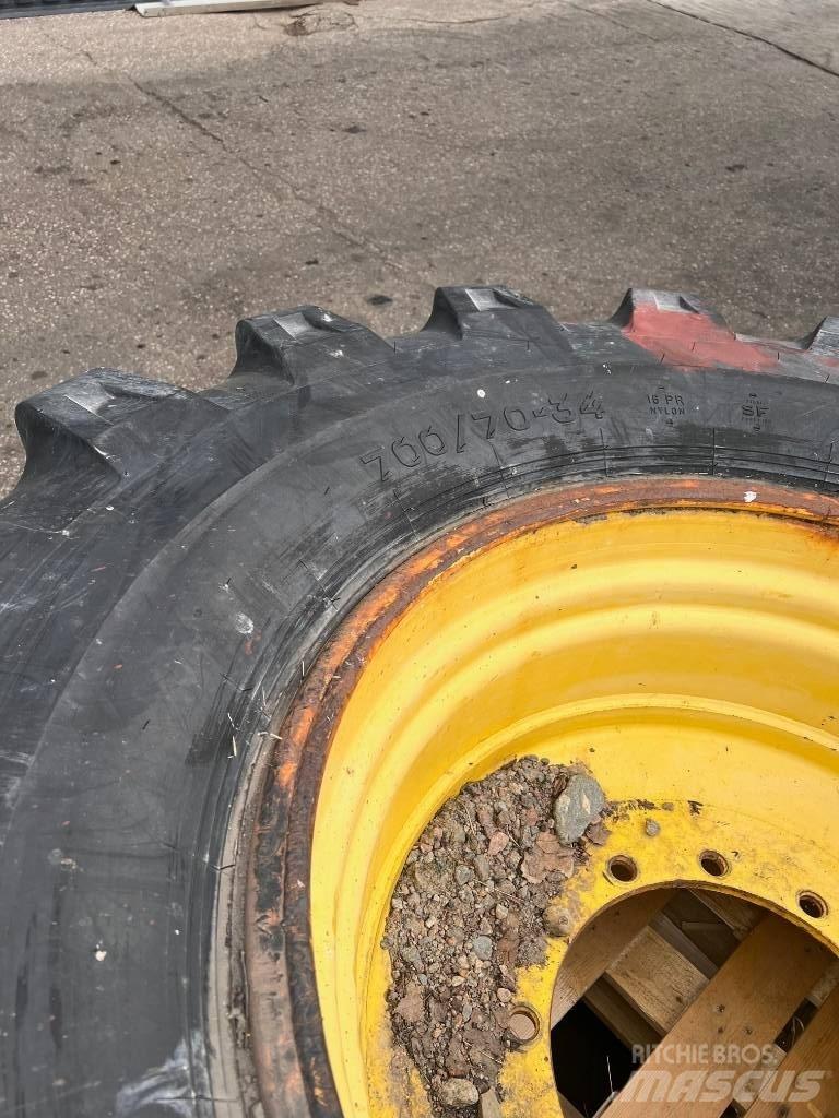 Nokian 700/70-34 Ελαστικά και ζάντες