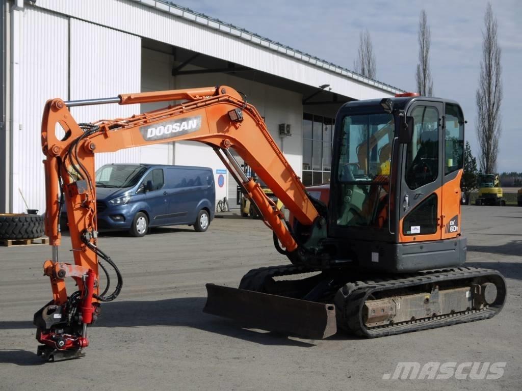 Doosan DX 60 R Εκσκαφάκι (διαβολάκι) < 7t