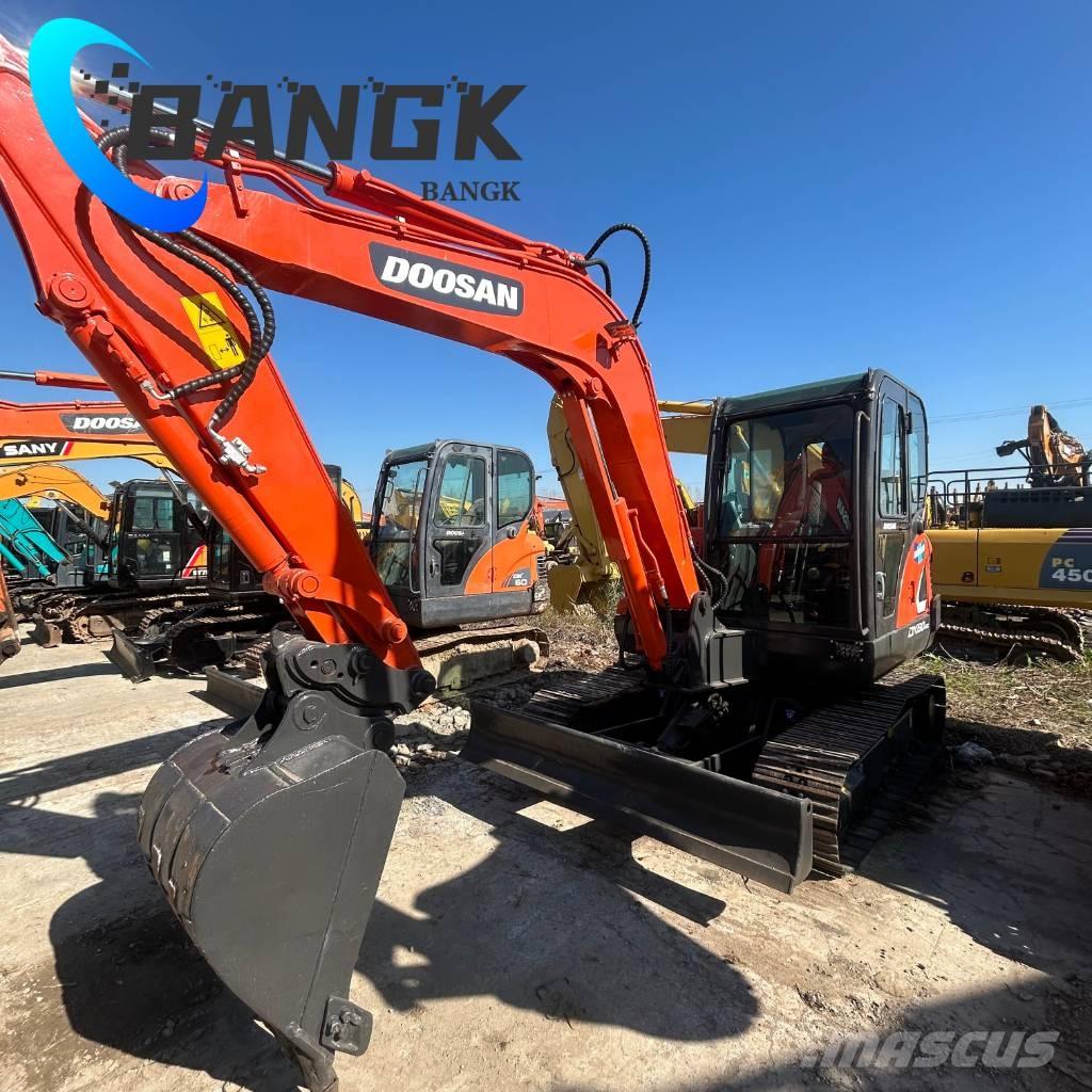 Doosan dx60 Εκσκαφείς με ερπύστριες