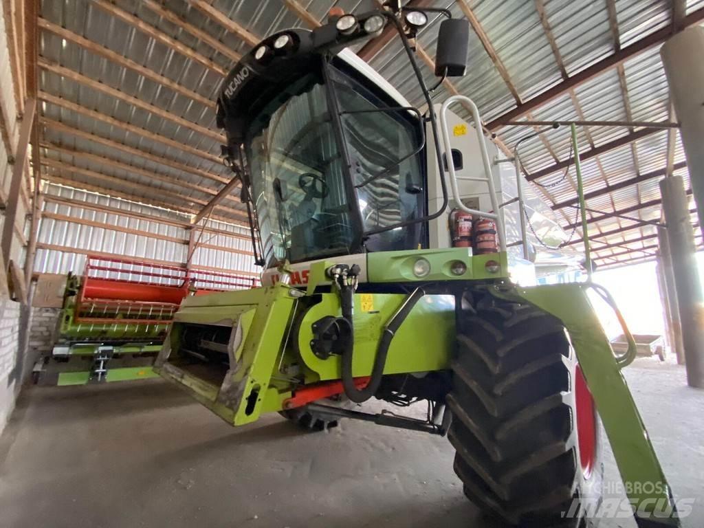 CLAAS Tucano 450 Θεριζοαλωνιστικές μηχανές
