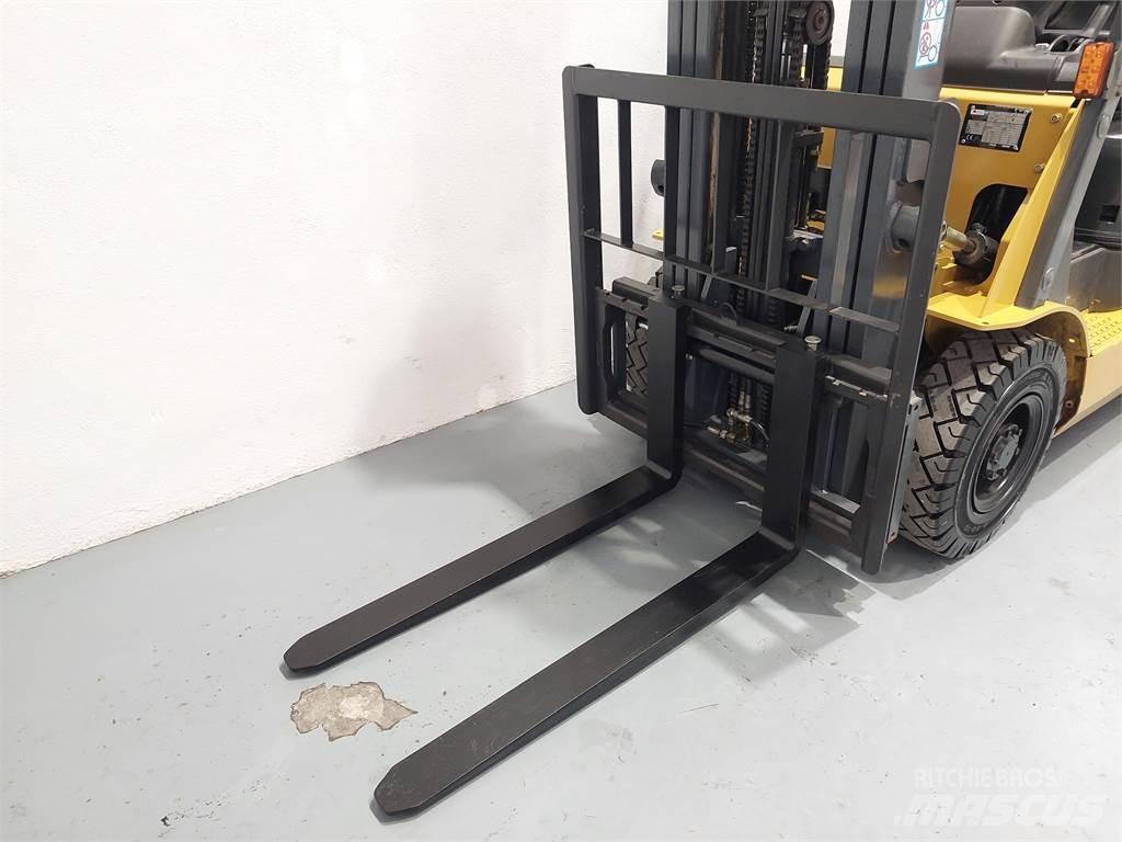 CAT DP18NTD Πετρελαιοκίνητα Κλαρκ