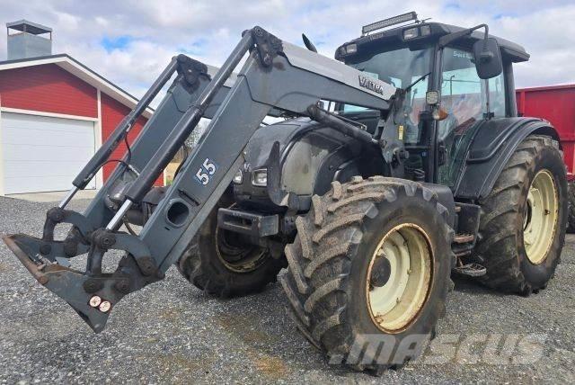 Valtra N141 HiTech Τρακτέρ