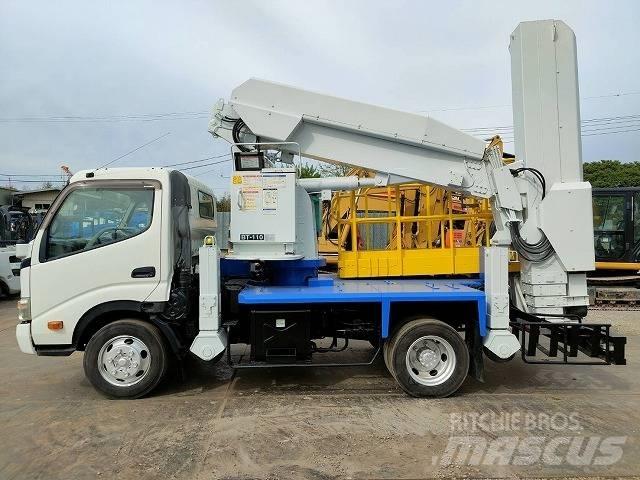 Tadano BT-110-1 Εναέριες πλατφόρμες τοποθετημένες σε φορτηγό