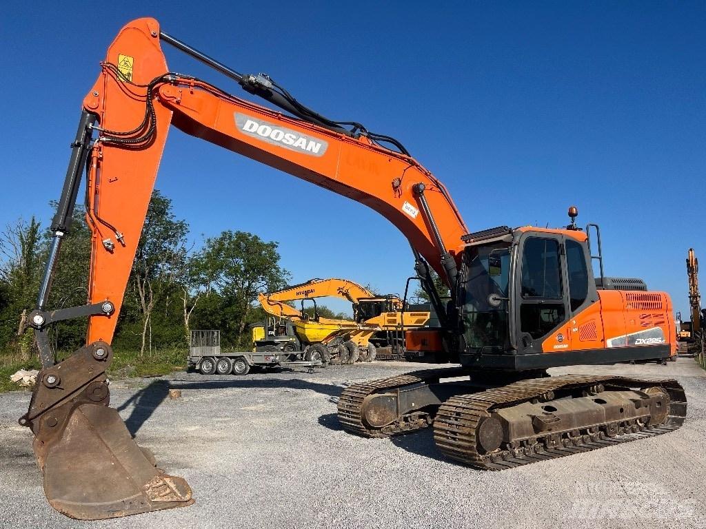 Doosan DX 225 LC-5 Εκσκαφείς με ερπύστριες