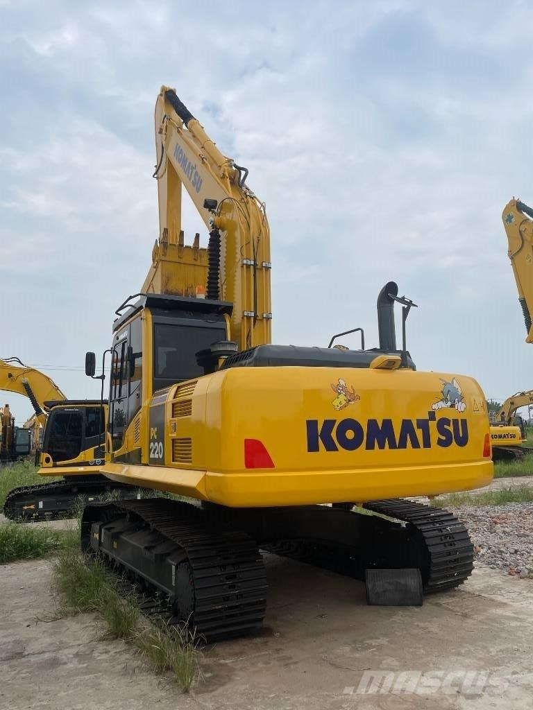 Komatsu PC 220 Εκσκαφείς με ερπύστριες
