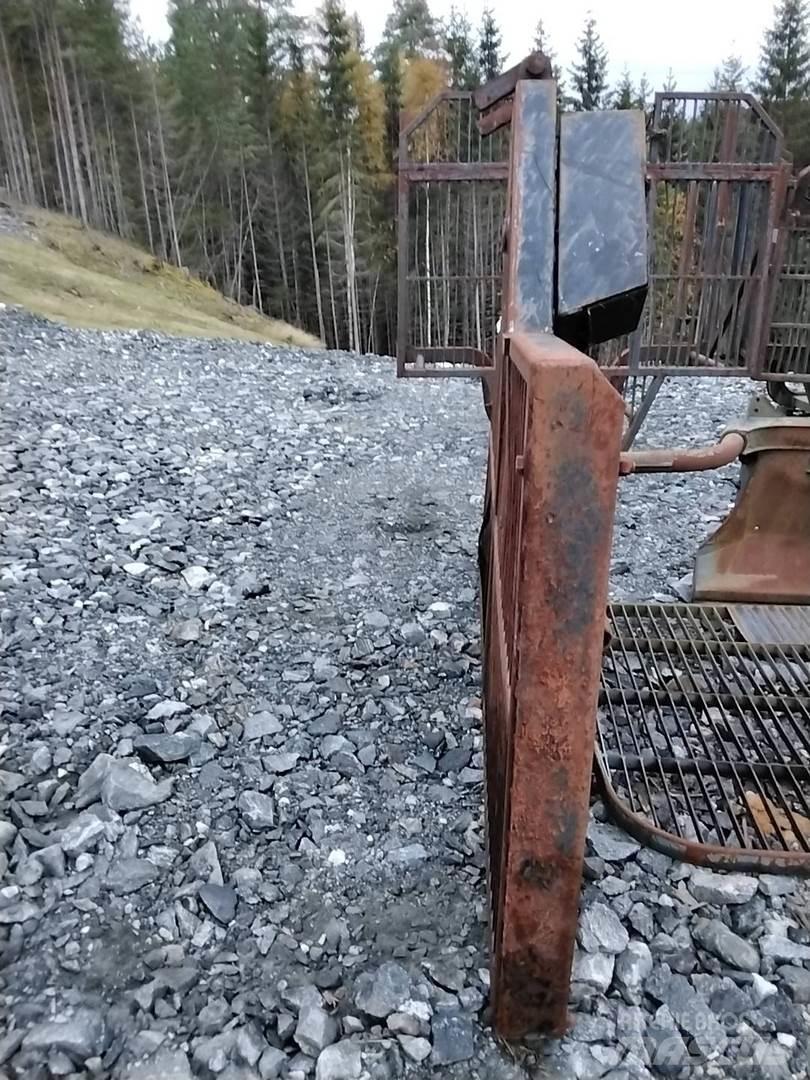 Valmet 890.1 Άλλα εξαρτήματα