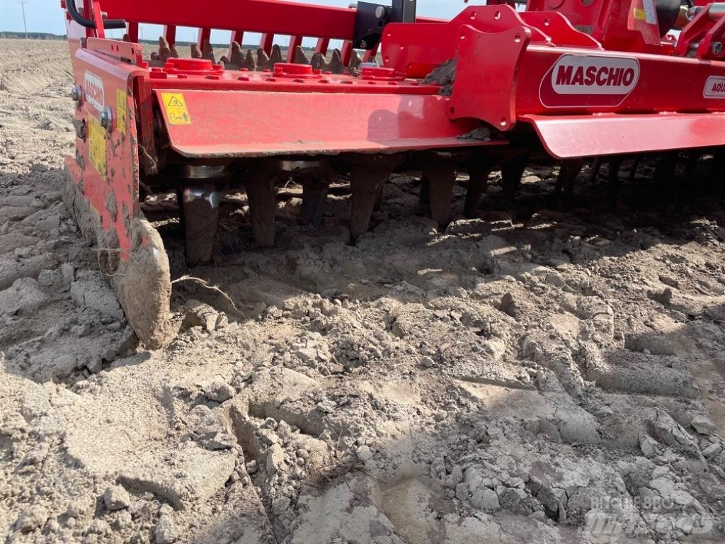 Maschio Aquila 6000 Σβολοκόπτες και περιστροφικά άροτρα