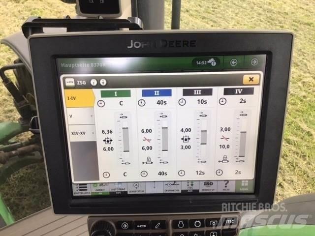 John Deere 8370R Τρακτέρ