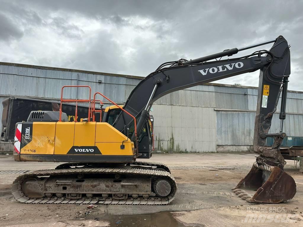 Volvo EC 220 E L Εκσκαφείς με ερπύστριες