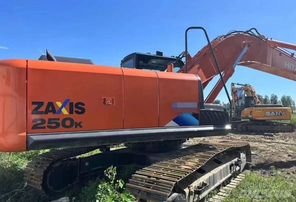 Hitachi 250 Εκσκαφείς με ερπύστριες