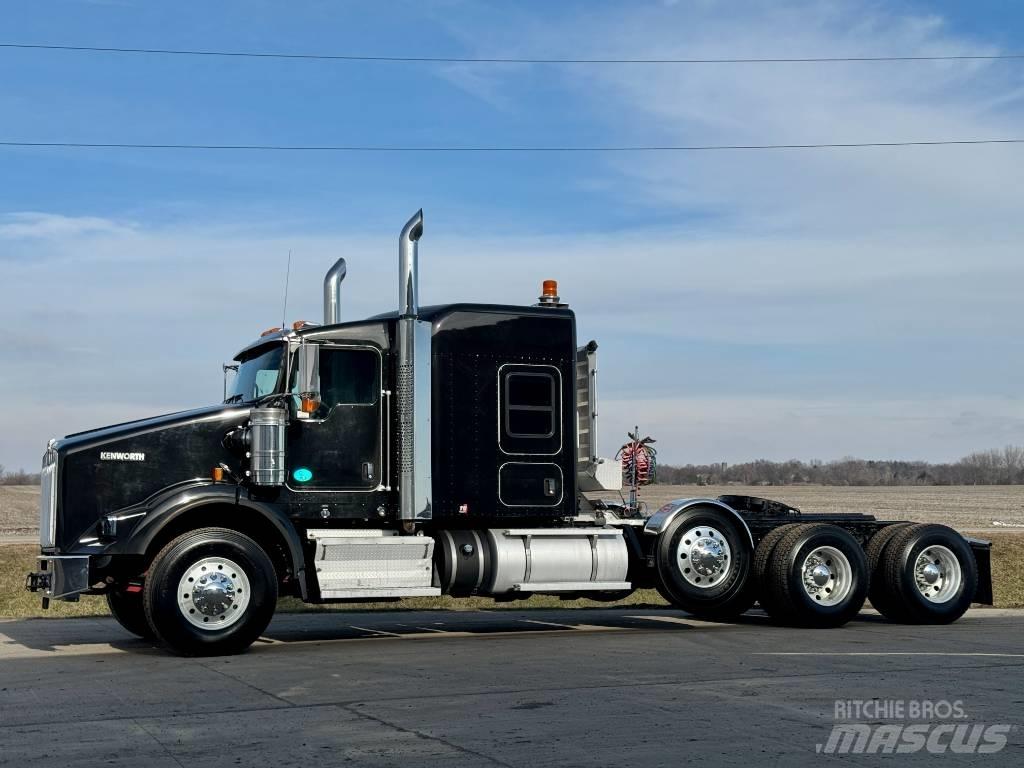 Kenworth T800 Τράκτορες