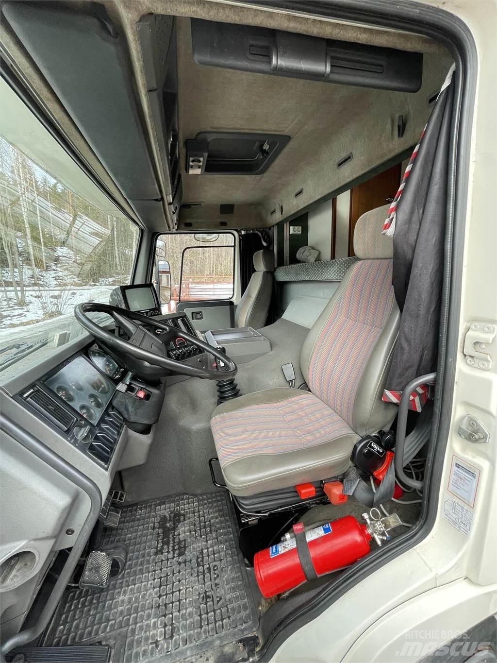 Volvo FL7 Φορτηγά μεταφοράς ζώων