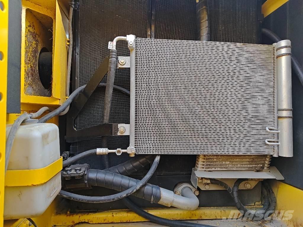 Komatsu PC 200-8 Εκσκαφείς με ερπύστριες