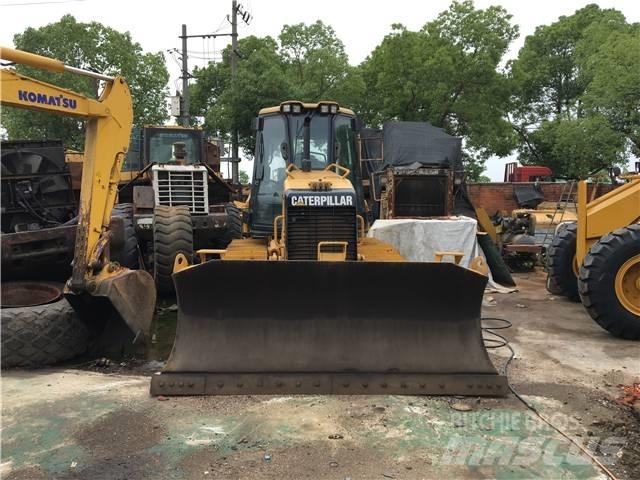 CAT D 5 K Μπουλντόζες με ερπύστριες