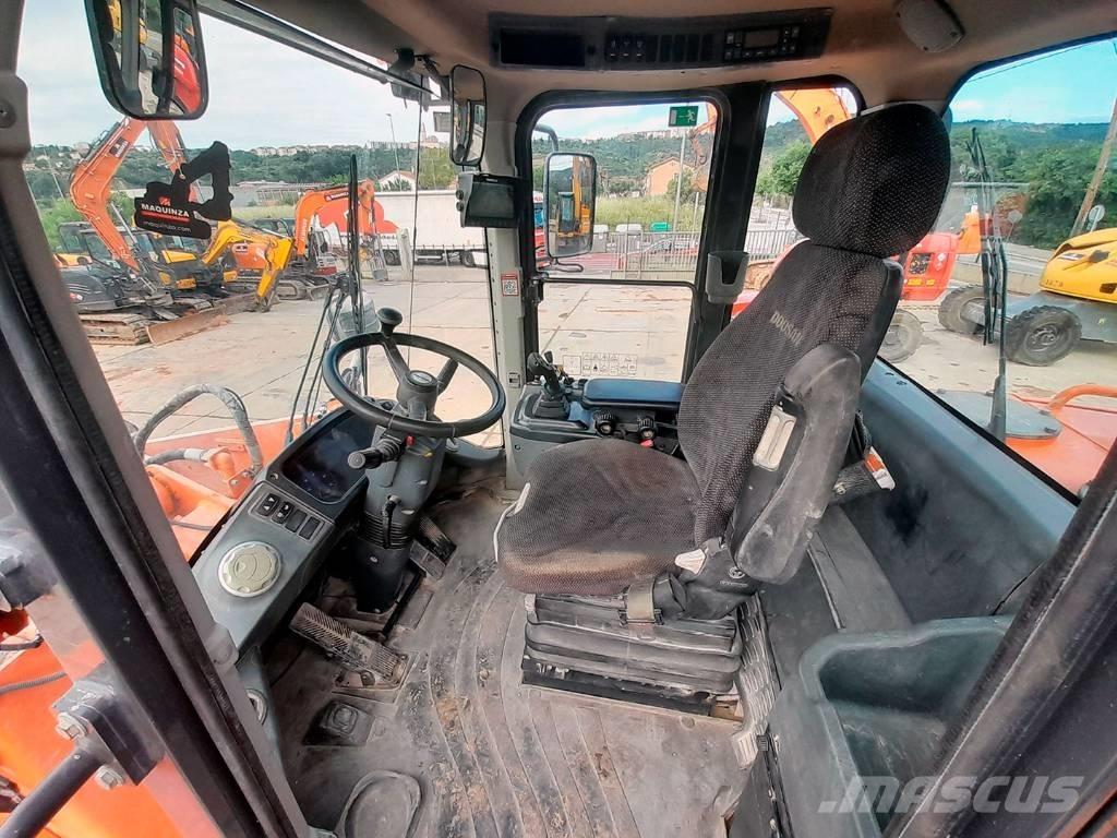 Doosan DL 250-3 Φορτωτές με λάστιχα (Τροχοφόροι)