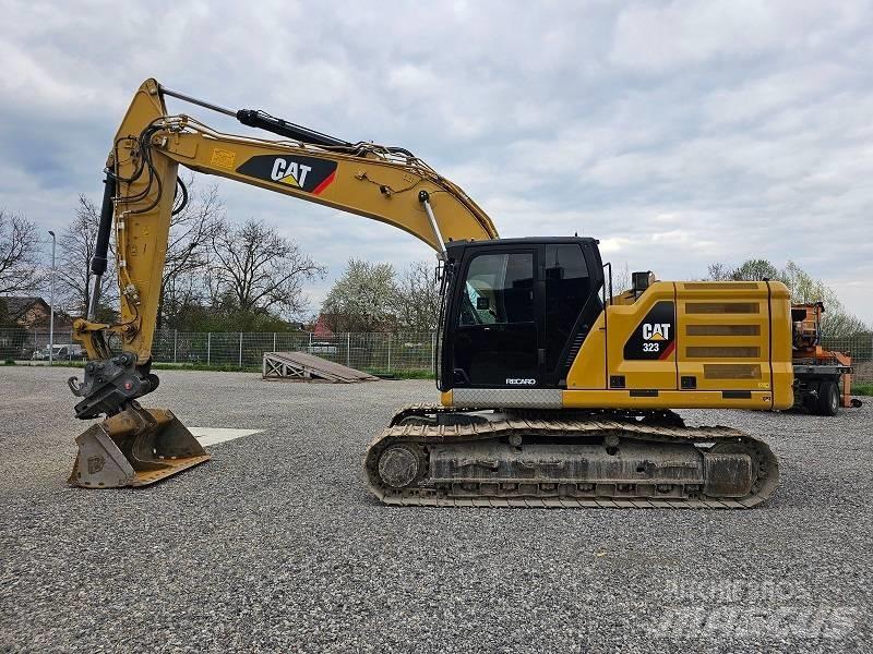 CAT 323-07B Εκσκαφείς με ερπύστριες