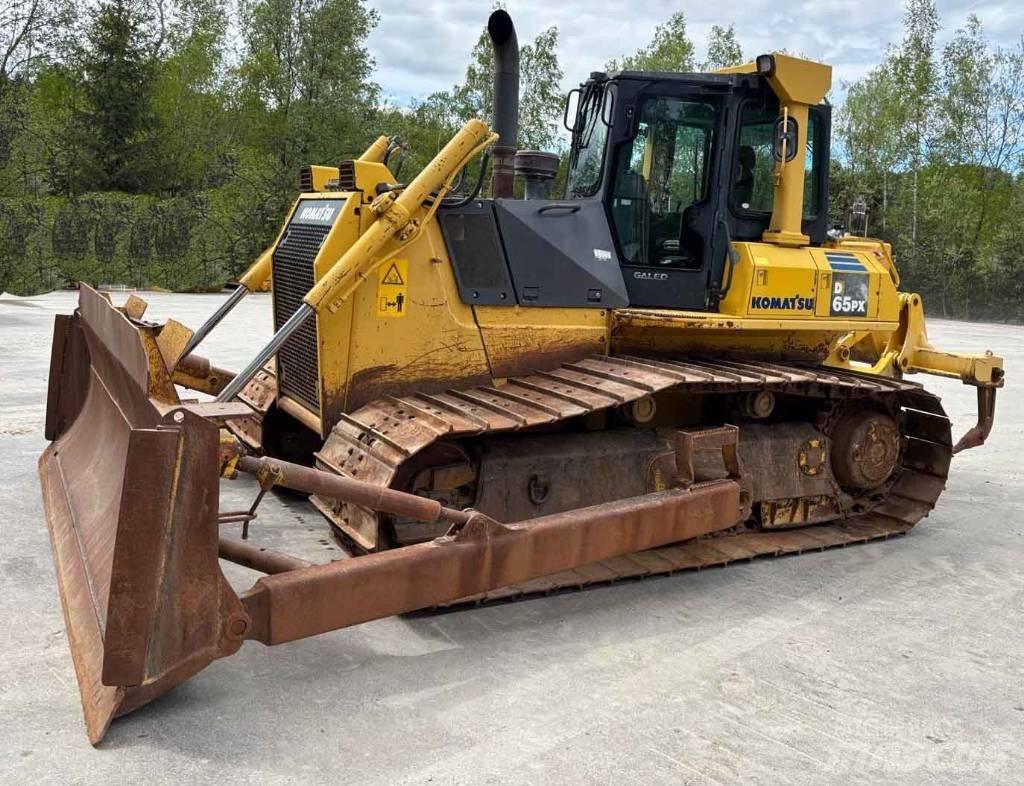 Komatsu D 65 PX-15 Μπουλντόζες με ερπύστριες