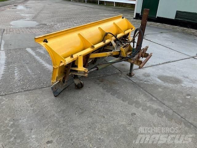 Nido H240 EPZ Άλλα μηχανήματα φροντίδας εδάφους