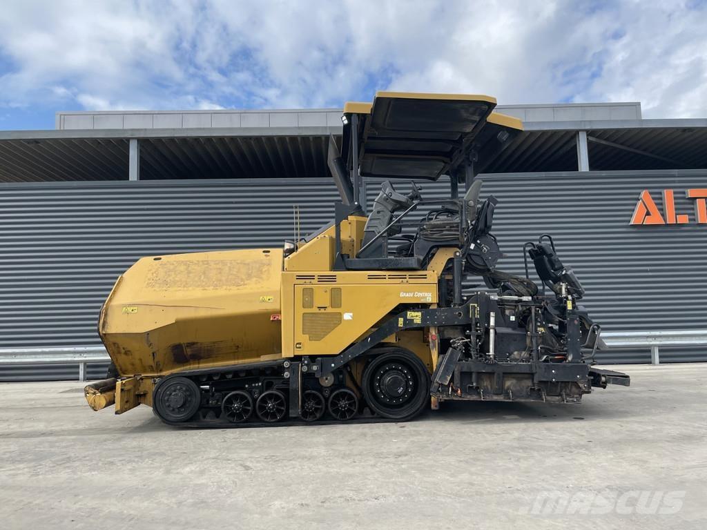 CAT AP555F Επίστρωση ασφάλτου