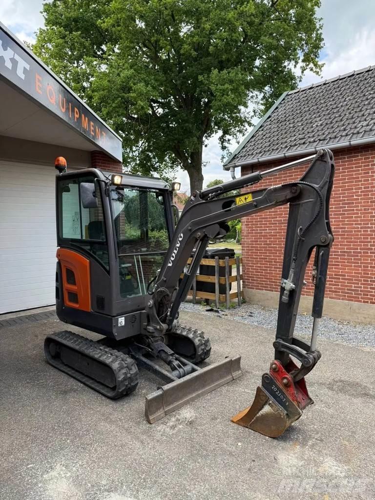 Volvo EC 18 D Εκσκαφάκι (διαβολάκι) < 7t
