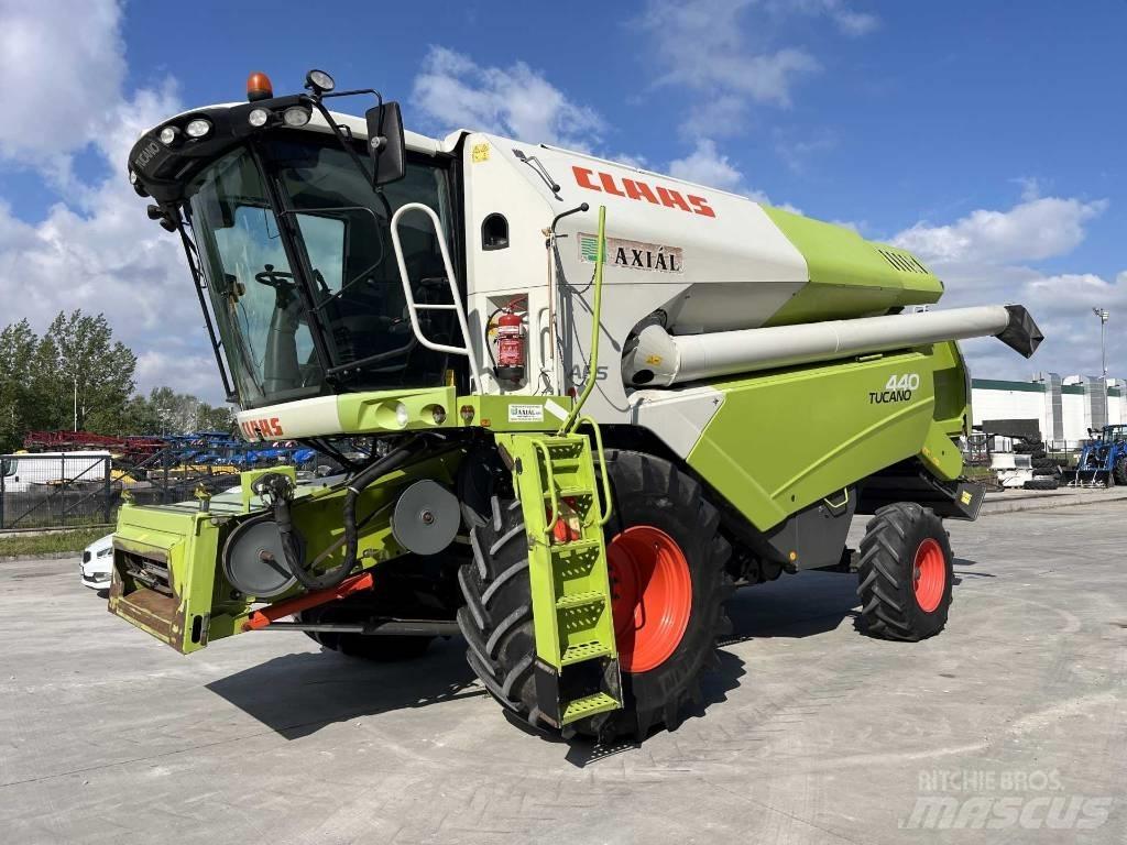 CLAAS Tucano 440 Θεριζοαλωνιστικές μηχανές