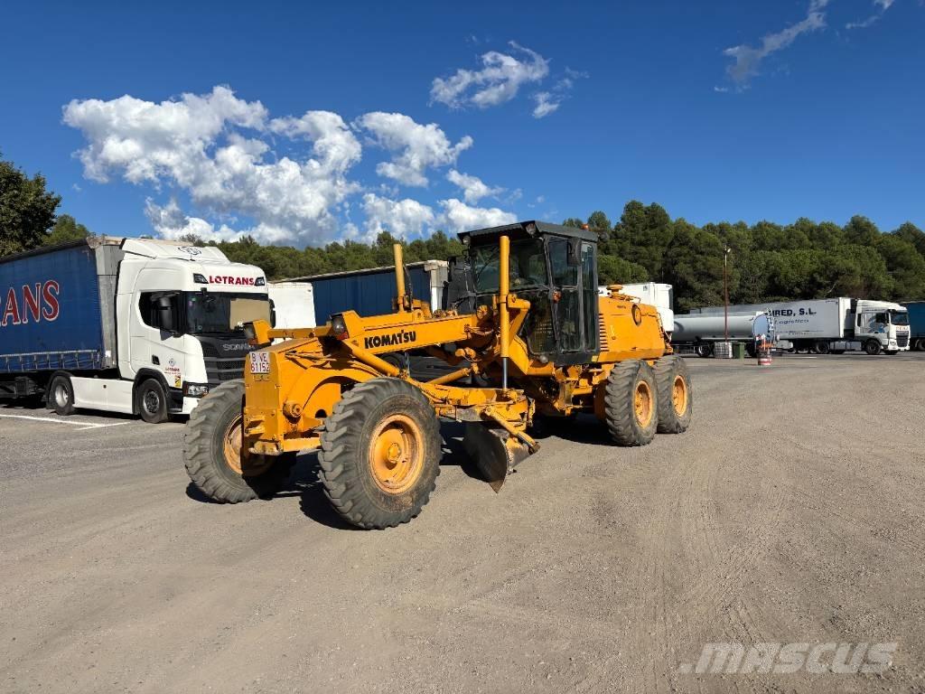 Komatsu GD 530 A Γκρέιντερς