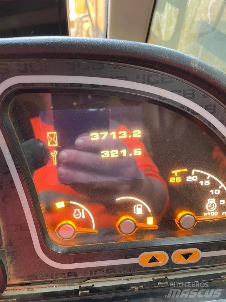 JCB 541-70 Συστήματα τηλεχειρισμού για τη γεωργία