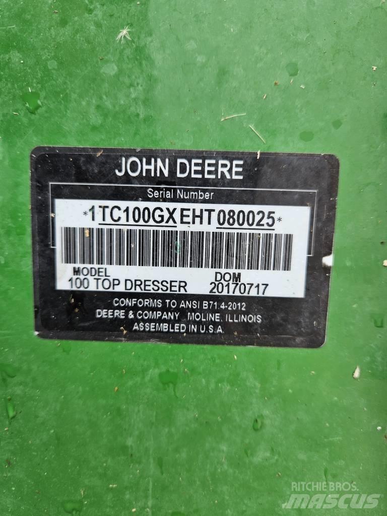John Deere TD 100 Διαστρωτήρες