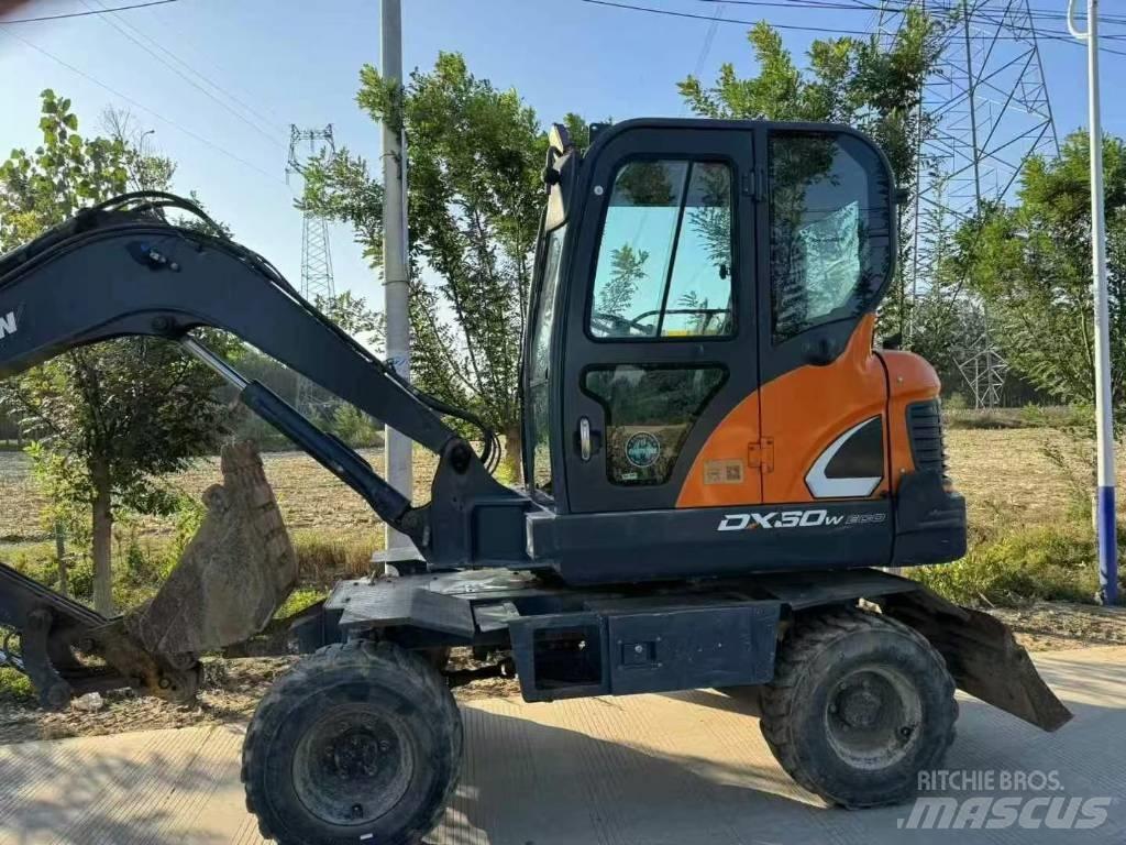 Doosan DX60W Εκσκαφείς με τροχούς - λάστιχα
