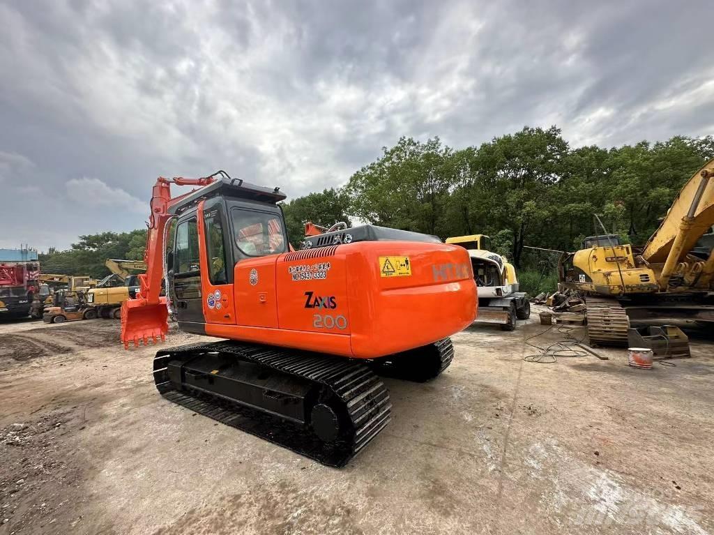 Hitachi ZX200 Εκσκαφείς με ερπύστριες