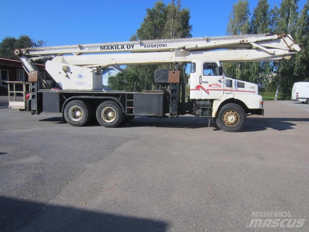 Volvo N 7 6X2 4600 Φορτηγά με Γερανό