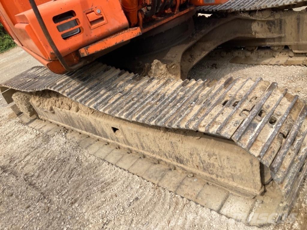 Hitachi EX 135 Εκσκαφείς με ερπύστριες
